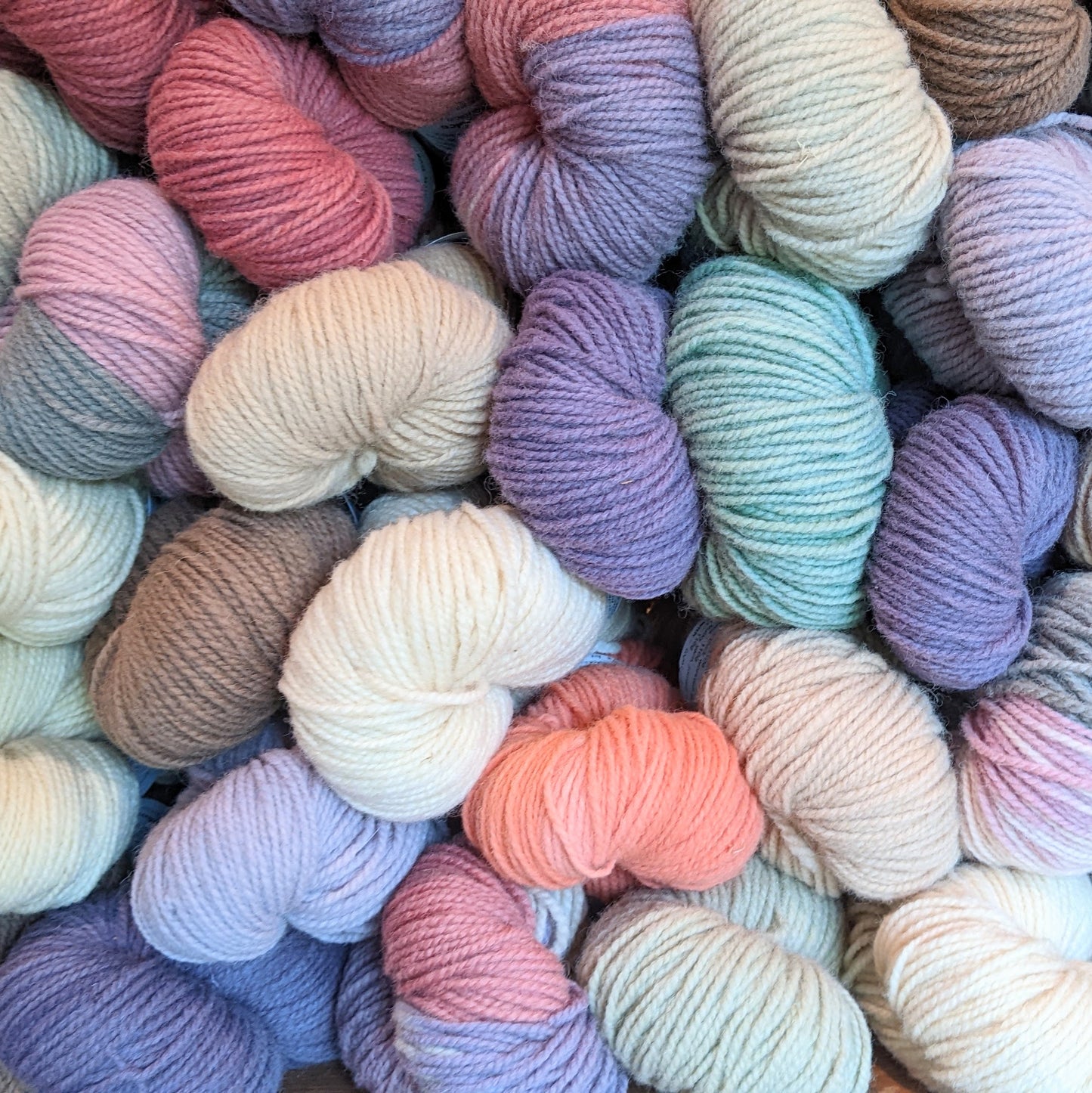 Wool Yarn "Growth" 2ply DK