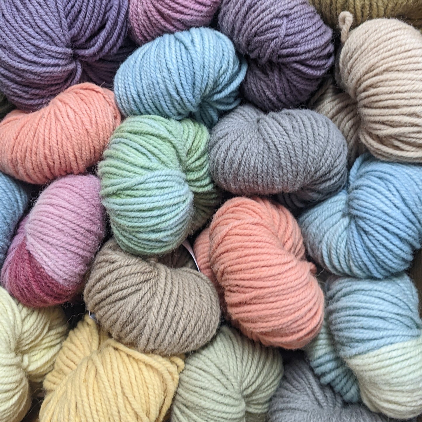 Wool Yarn "Harvest" 3ply Worsted