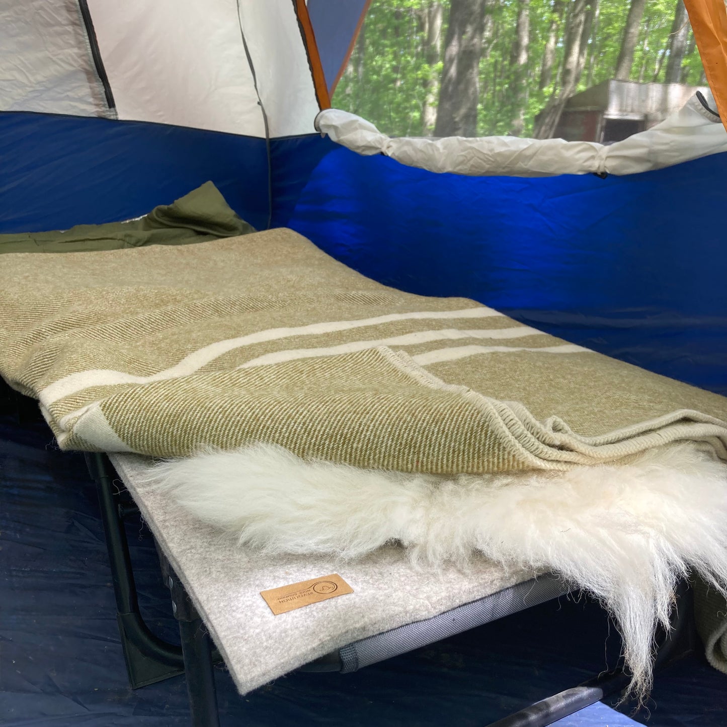 Canadian Wool Blanket - Classic Collection