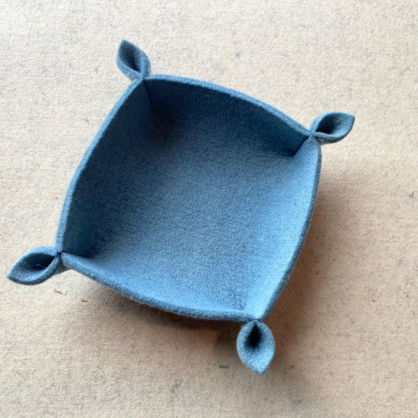 Wool Felt Bowl – Valet, Dice Tray & Home Storage